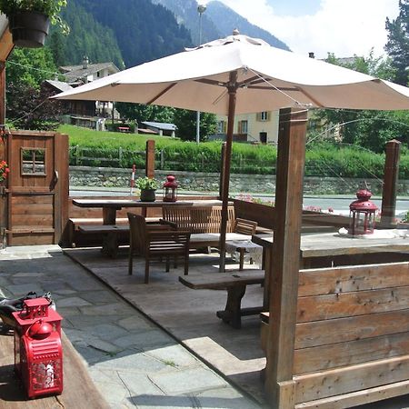 Albergo Alpenrose Ski&Bike Mountain Hotel Гресоне Сен Жан Екстериор снимка