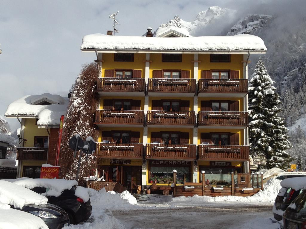 Albergo Alpenrose Ski&Bike Mountain Hotel Гресоне Сен Жан Екстериор снимка