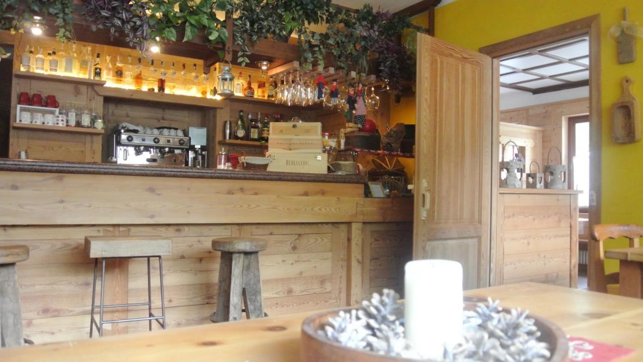 Albergo Alpenrose Ski&Bike Mountain Hotel Гресоне Сен Жан Екстериор снимка