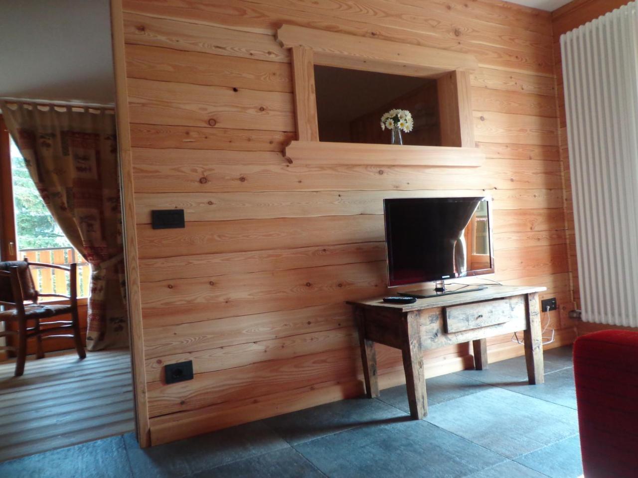Albergo Alpenrose Ski&Bike Mountain Hotel Гресоне Сен Жан Екстериор снимка