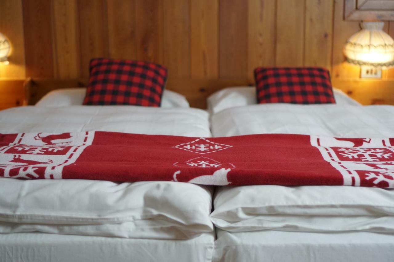 Albergo Alpenrose Ski&Bike Mountain Hotel Гресоне Сен Жан Екстериор снимка
